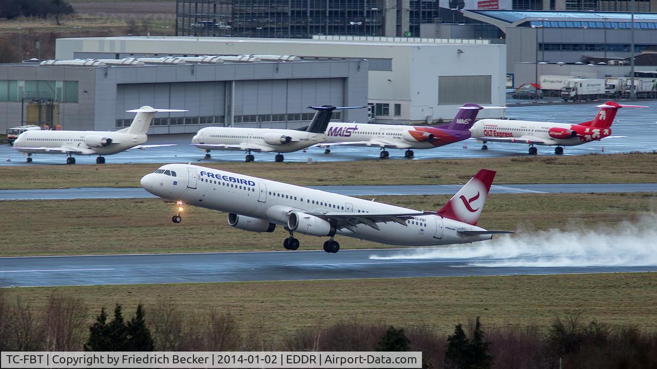 TC-FBT, 1998 Airbus A321-131 C/N 855, departure to Antalya
