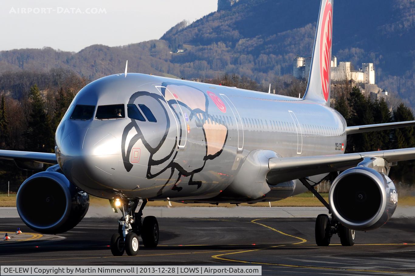 OE-LEW, 2011 Airbus A321-211 C/N 4611, Niki