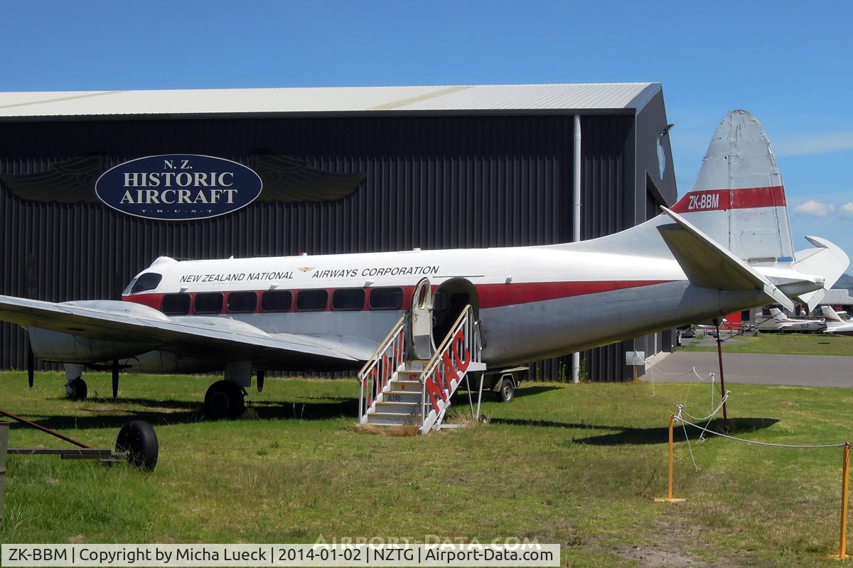 ZK-BBM, 1953 De Havilland DH.114 Heron 1B C/N 14011, At Tauranga