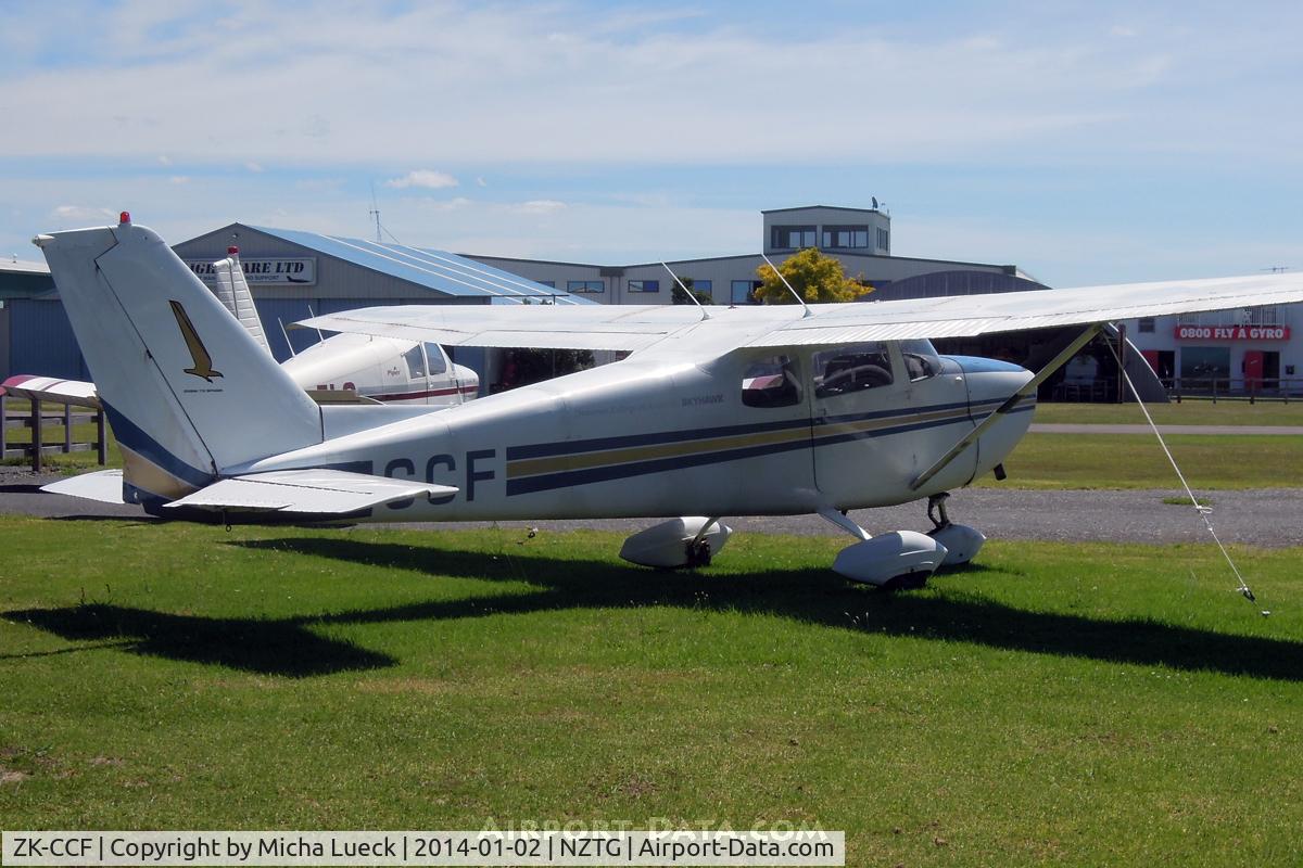 ZK-CCF, 1962 Cessna 172C C/N 17249536, At Tauranga