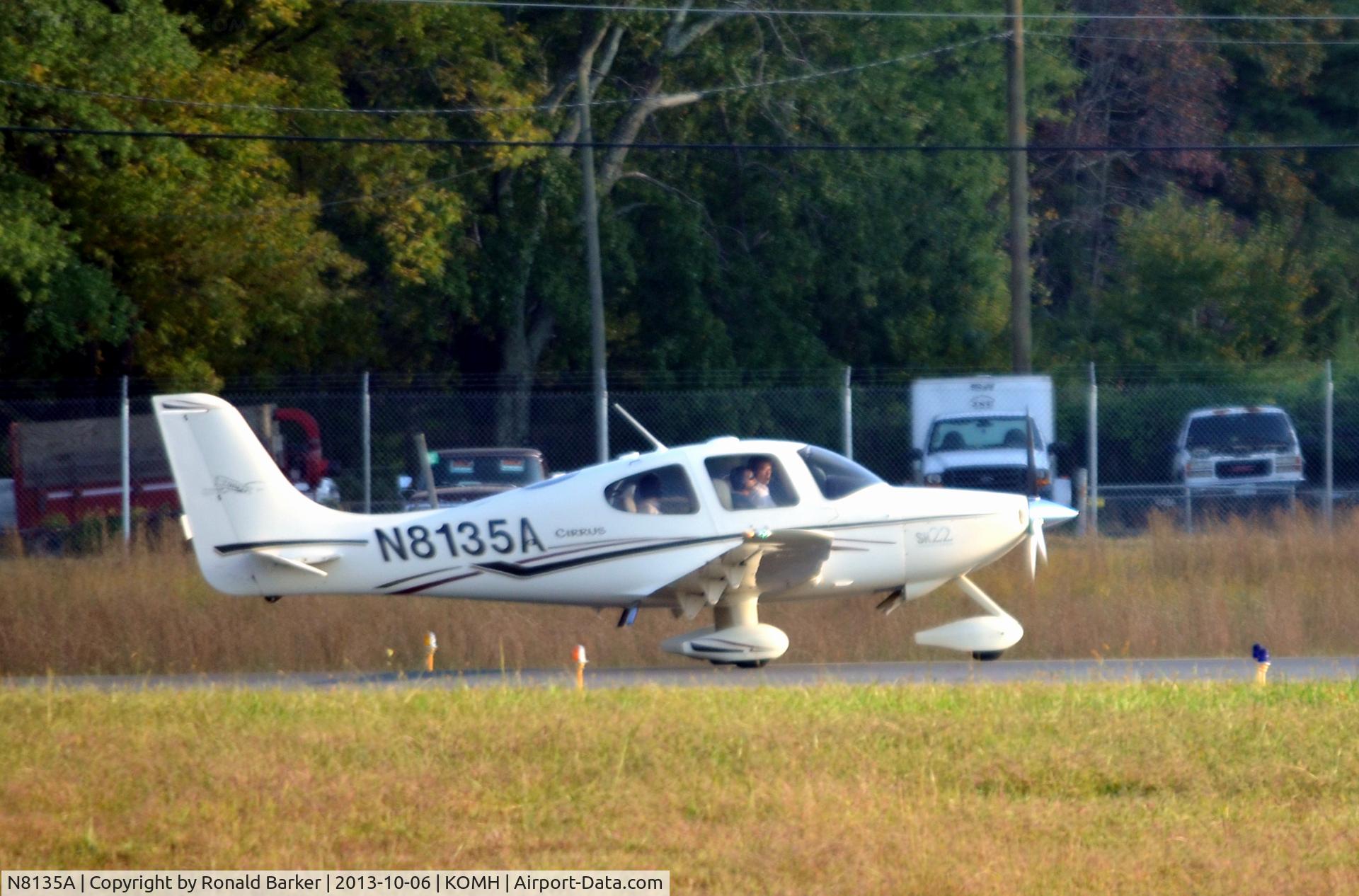 N8135A, 2003 Cirrus SR22 C/N 0674, Taxi Orange
