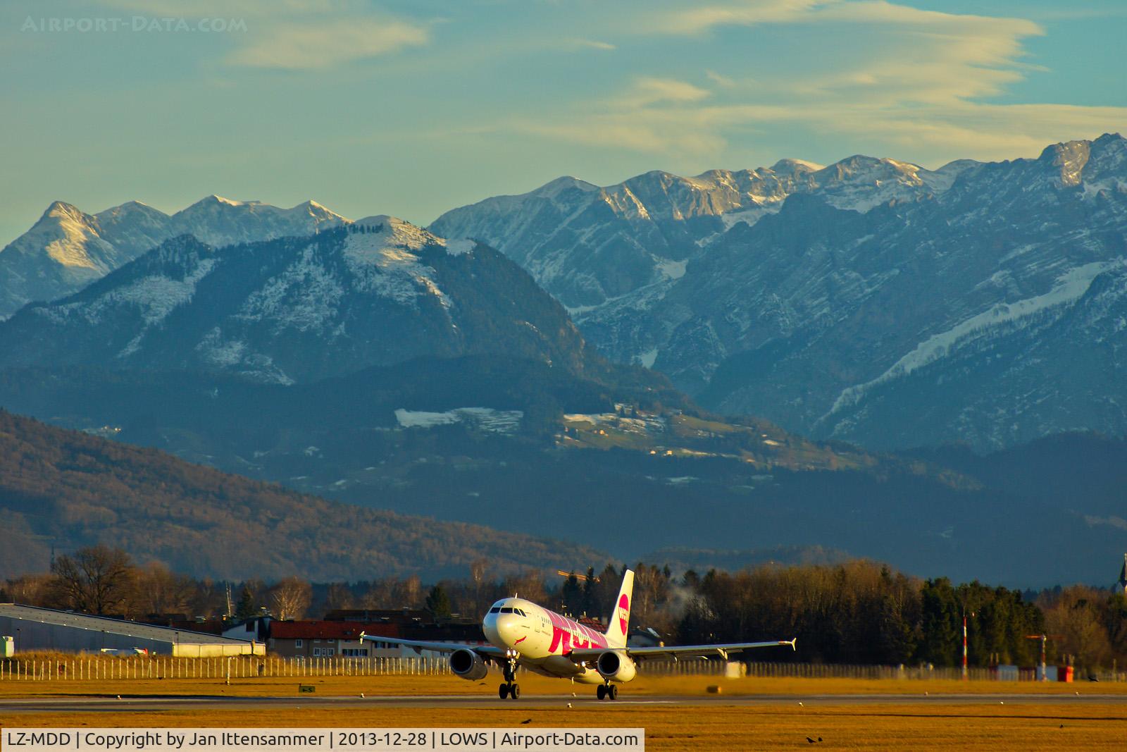LZ-MDD, 2010 Airbus A320-232 C/N 4305, lz-mdd