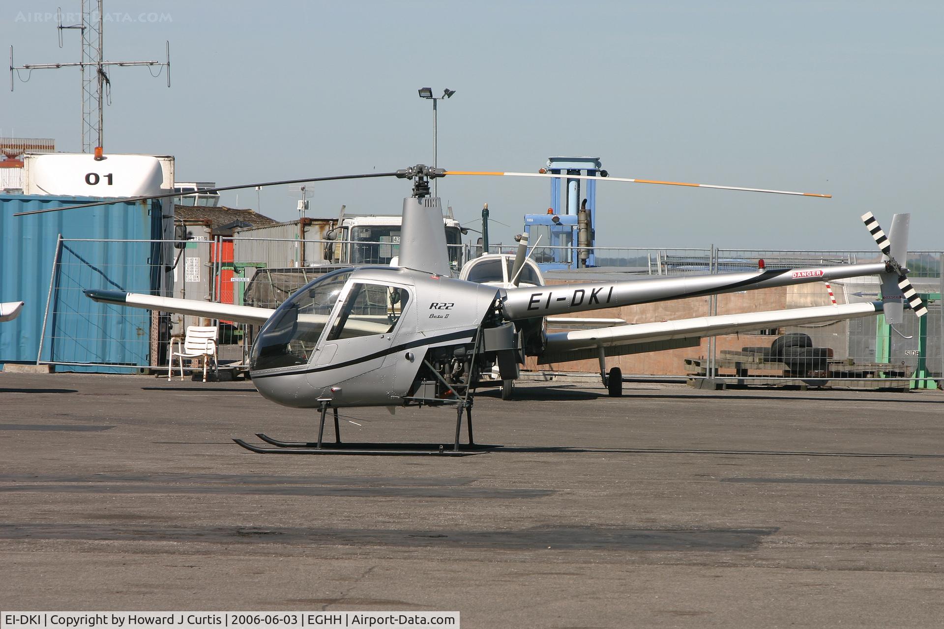 EI-DKI, Robinson R22 Beta C/N 3882, Visiting Bournemouth Handling.