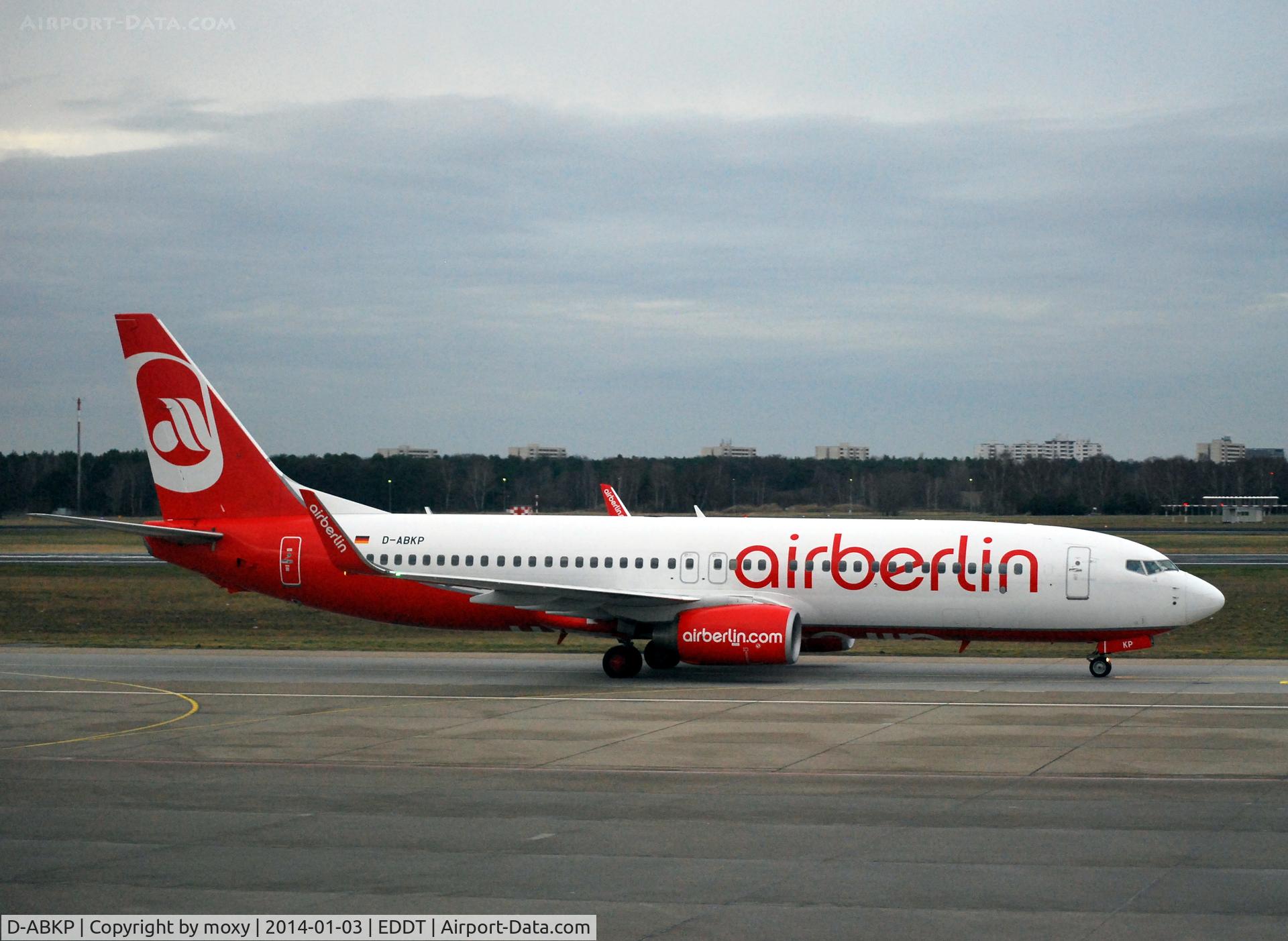 D-ABKP, 2010 Boeing 737-86J C/N 37758, Boeing 737-86J at Berlin Tegel