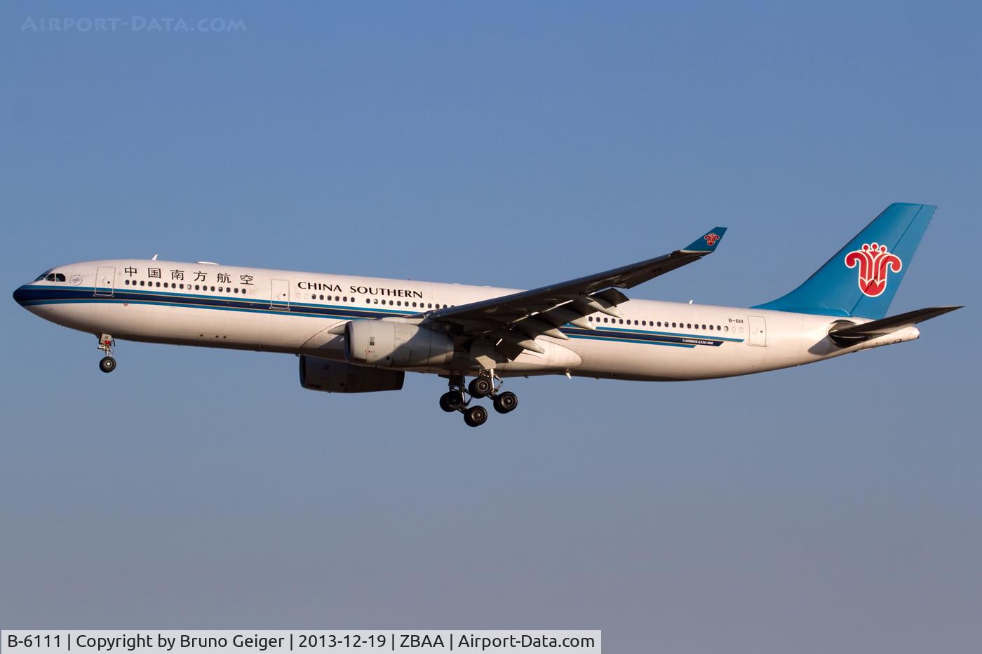 B-6111, 2008 Airbus A330-343E C/N 935, seen approach at Beijing