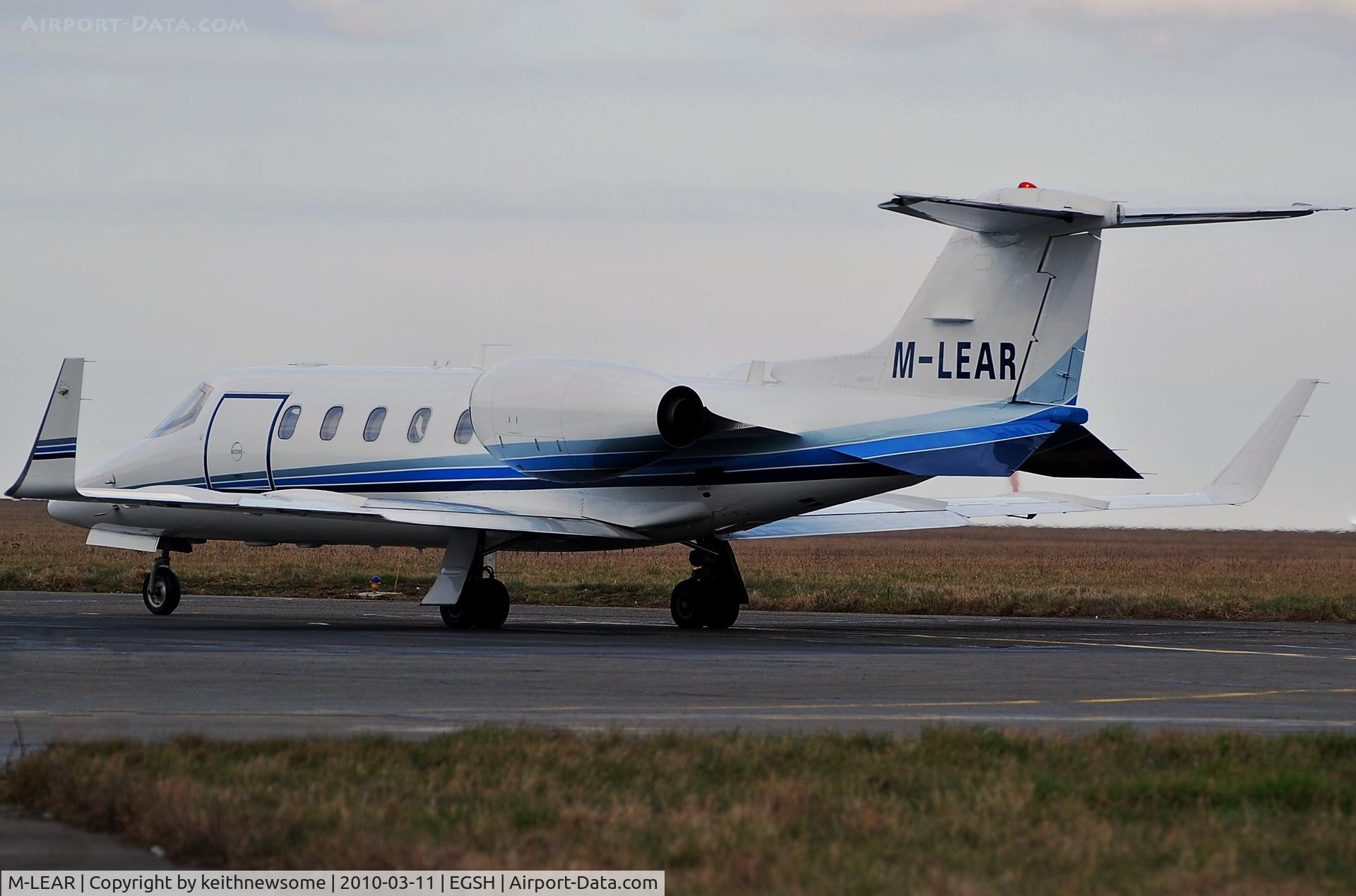M-LEAR, Learjet 31A C/N 31-011, Evening leaving !