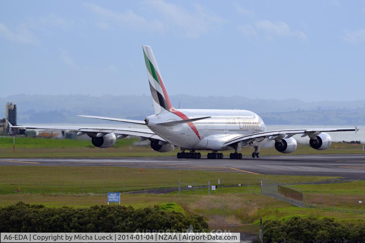 A6-EDA, 2007 Airbus A380-861 C/N 011, At Auckland