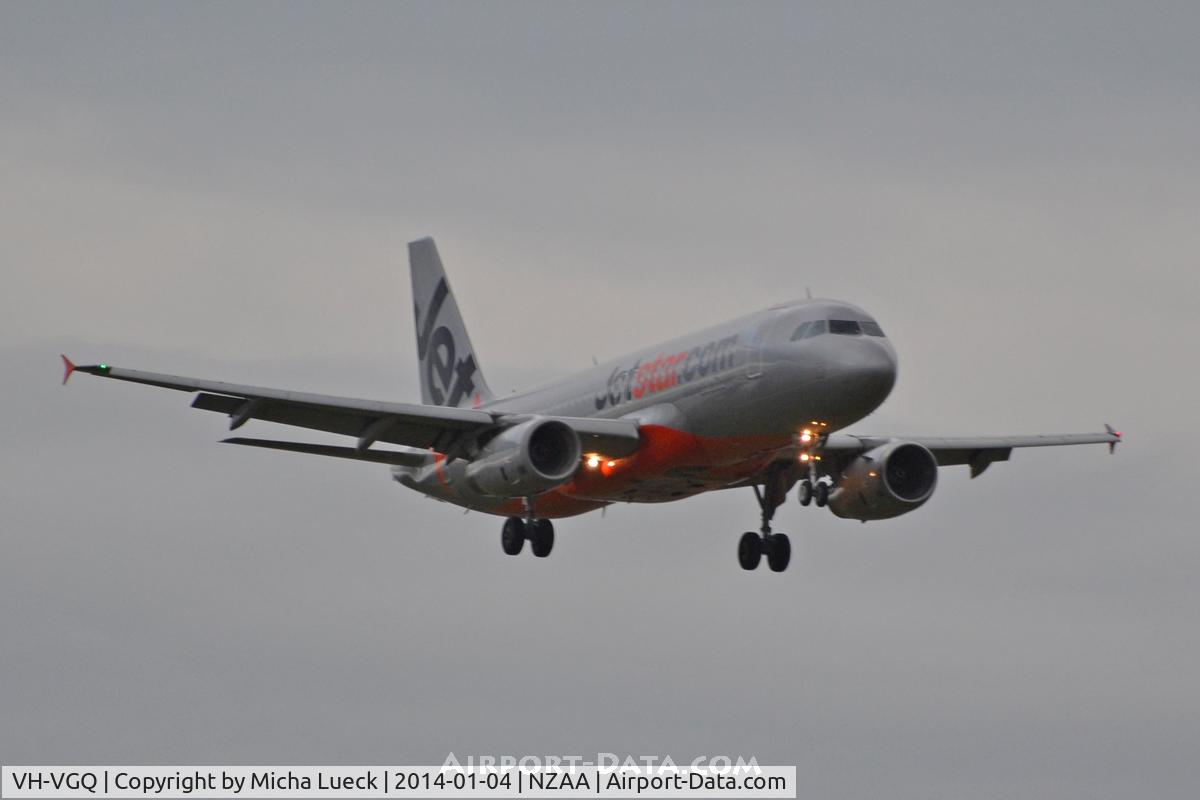 VH-VGQ, 2010 Airbus A320-232 C/N 4303, At Auckland