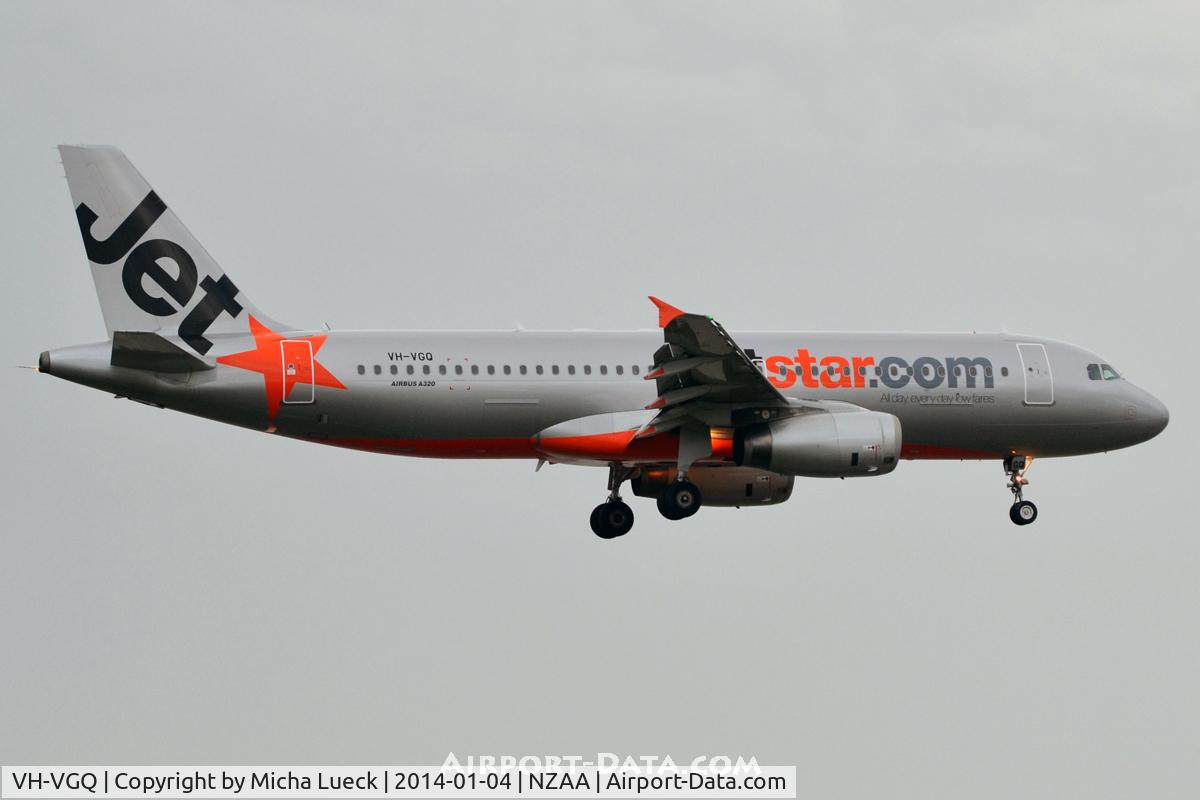 VH-VGQ, 2010 Airbus A320-232 C/N 4303, At Auckland