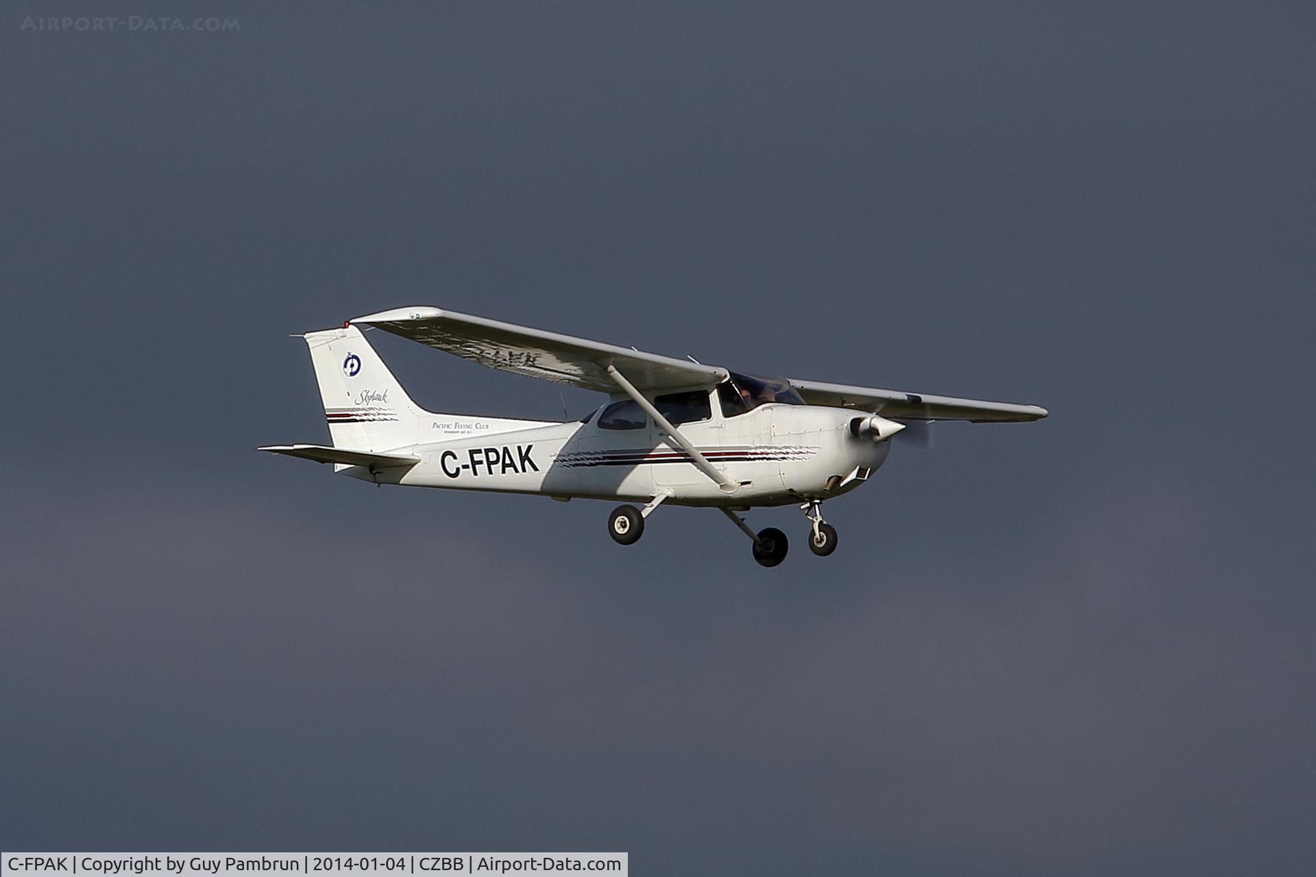 C-FPAK, Cessna 172R C/N 17280100, Landing
