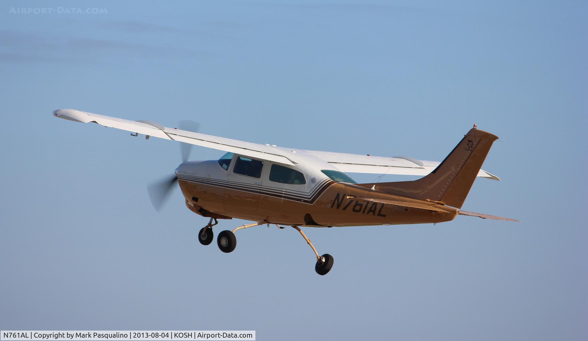 N761AL, 1977 Cessna 210M Centurion C/N 21062101, Cessna 210M