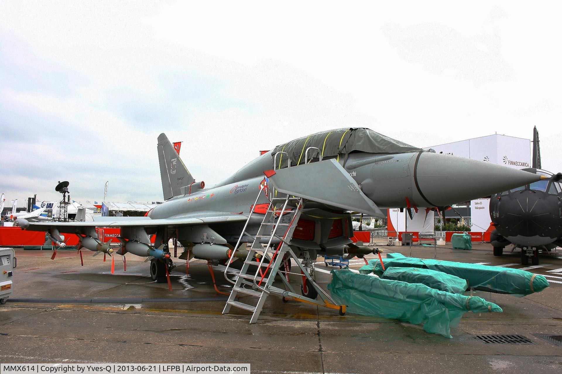 MMX614, Eurofighter EF-2000 Typhoon T C/N IPA2/PT002, Aeronautica Militare (Italian Air Force) Eurofighter EF2000 Typhoon T, Static Display Paris-Le Bourget Air Show 2013