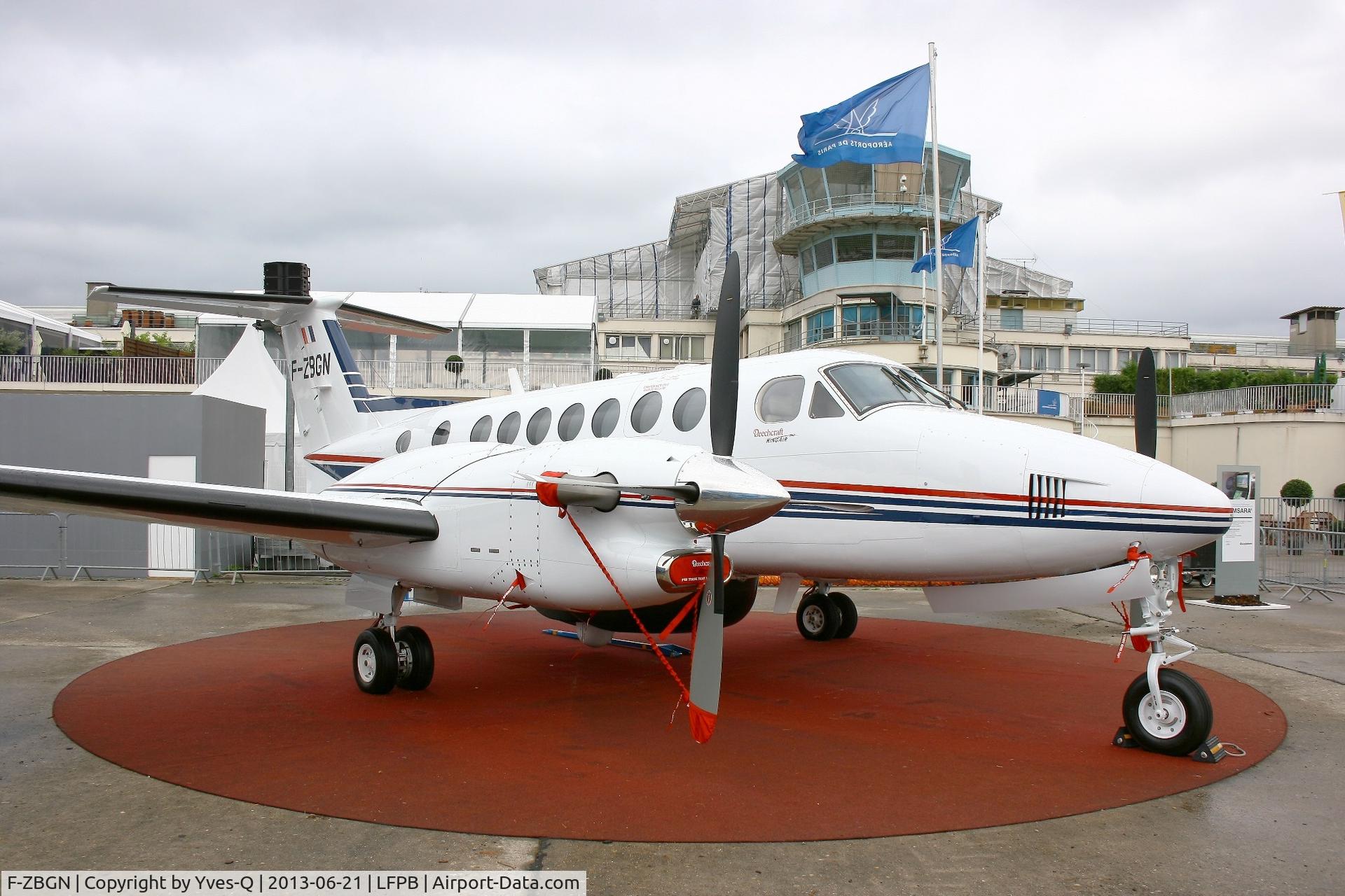 F-ZBGN, Hawker Beechcraft 350ER King Air (B300CER) C/N FL-781, French Custom Services Hawker Beechcraft Corp B300, Static Display Paris-Le Bourget Air Show 2013.