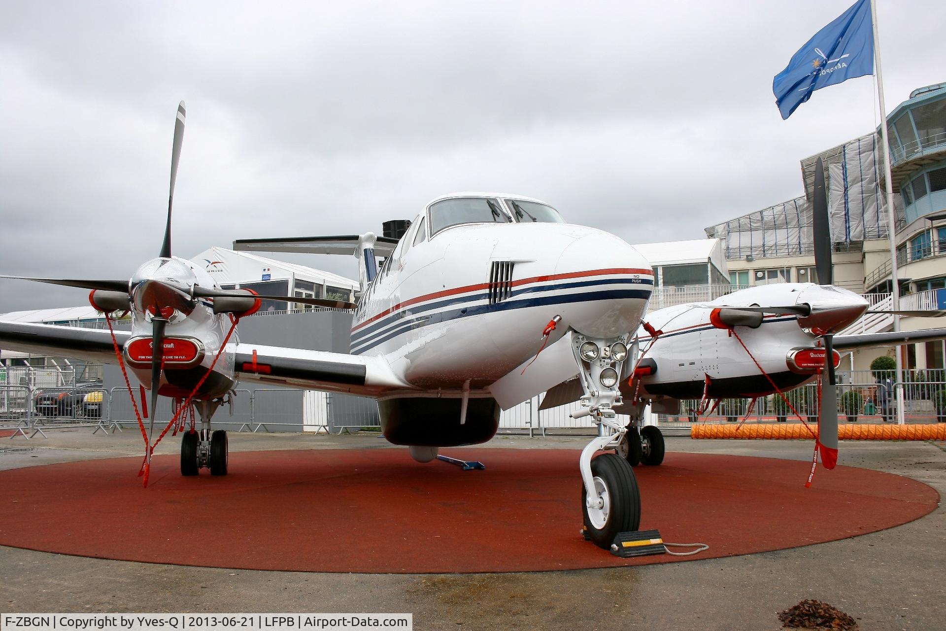 F-ZBGN, Hawker Beechcraft 350ER King Air (B300CER) C/N FL-781, French Custom Services Hawker Beechcraft Corp B300, Static Display Paris-Le Bourget Air Show 2013.
