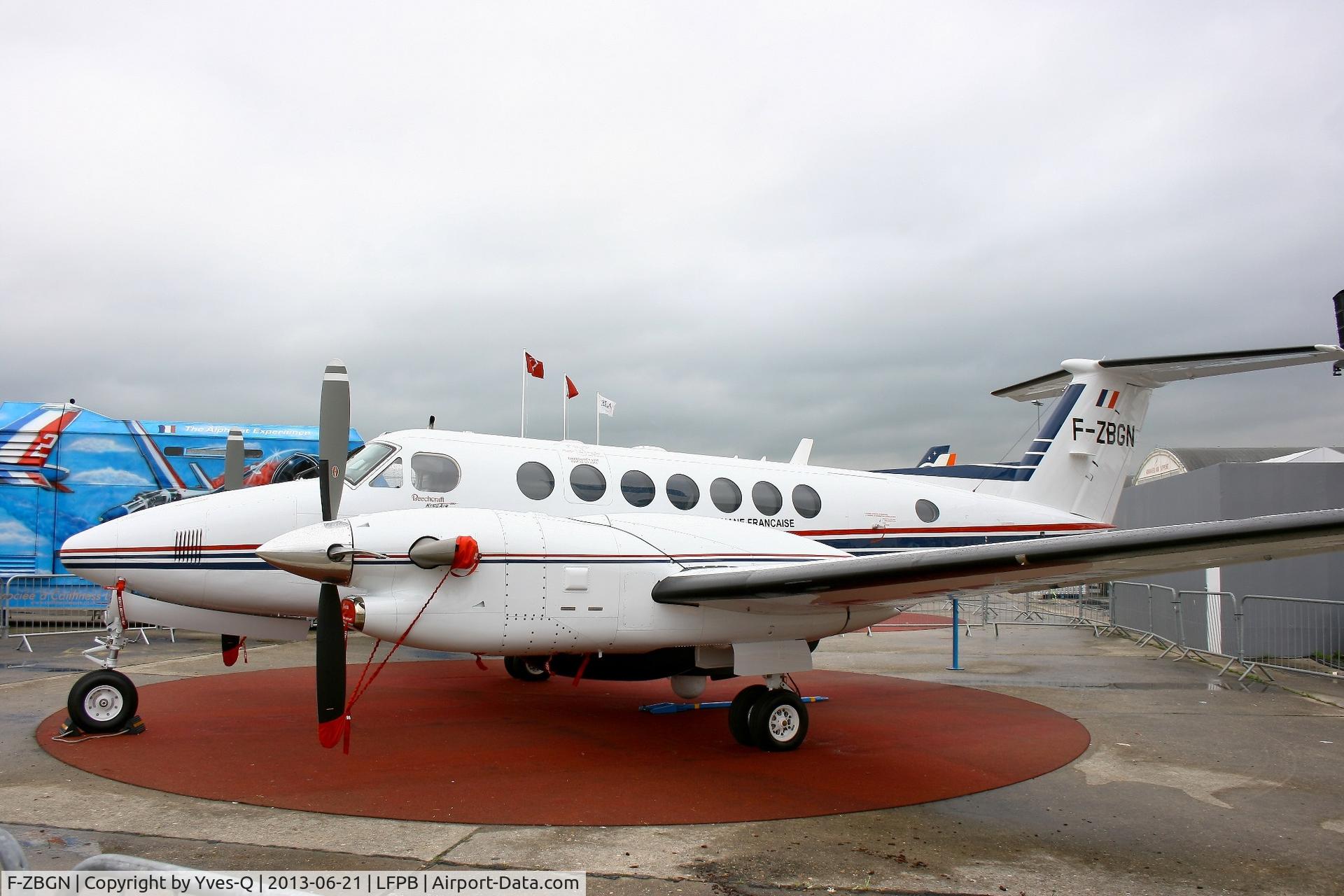 F-ZBGN, Hawker Beechcraft 350ER King Air (B300CER) C/N FL-781, French Custom Services Hawker Beechcraft Corp B300, Static Display Paris-Le Bourget Air Show 2013.