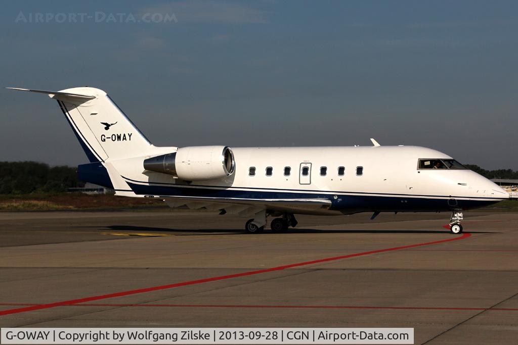 G-OWAY, 1991 Canadair Challenger 601-3A (CL-600-2B16) C/N 5085, visitor