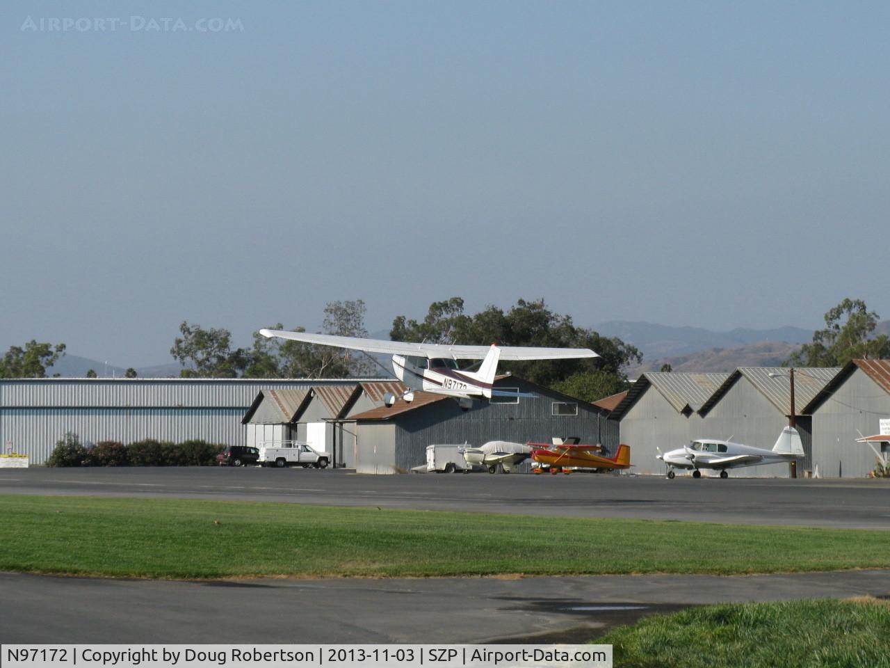 N97172, 1984 Cessna 172P C/N 17276162, 1984 Cessna 172P SKYHAWK II, Lycoming O-320-D2j 160 Hp, takeoff climb Rwy 22