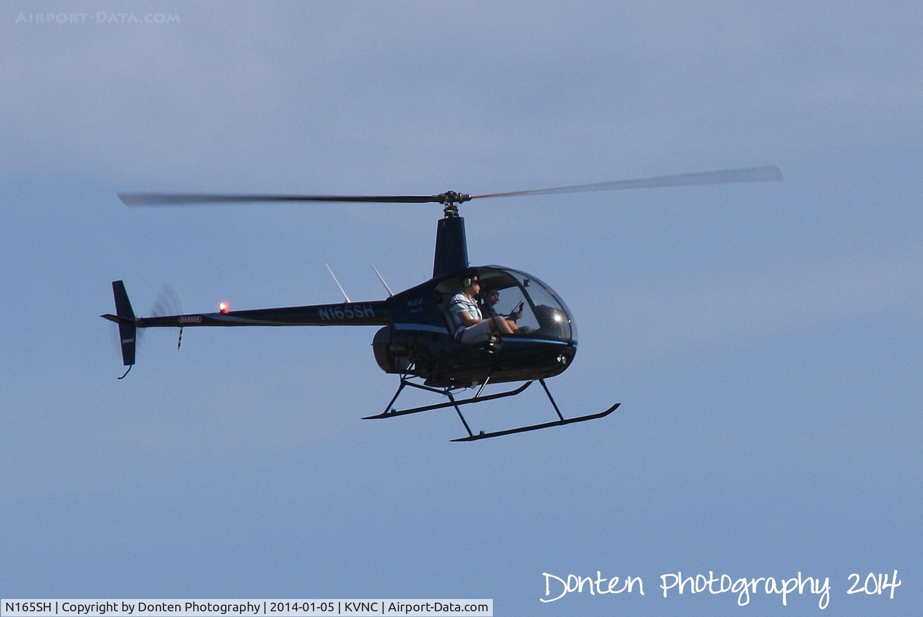 N165SH, 2007 Robinson R22 BETA C/N 4179, Robinson R-22 (N165SH) departs Venice Municipal Airport