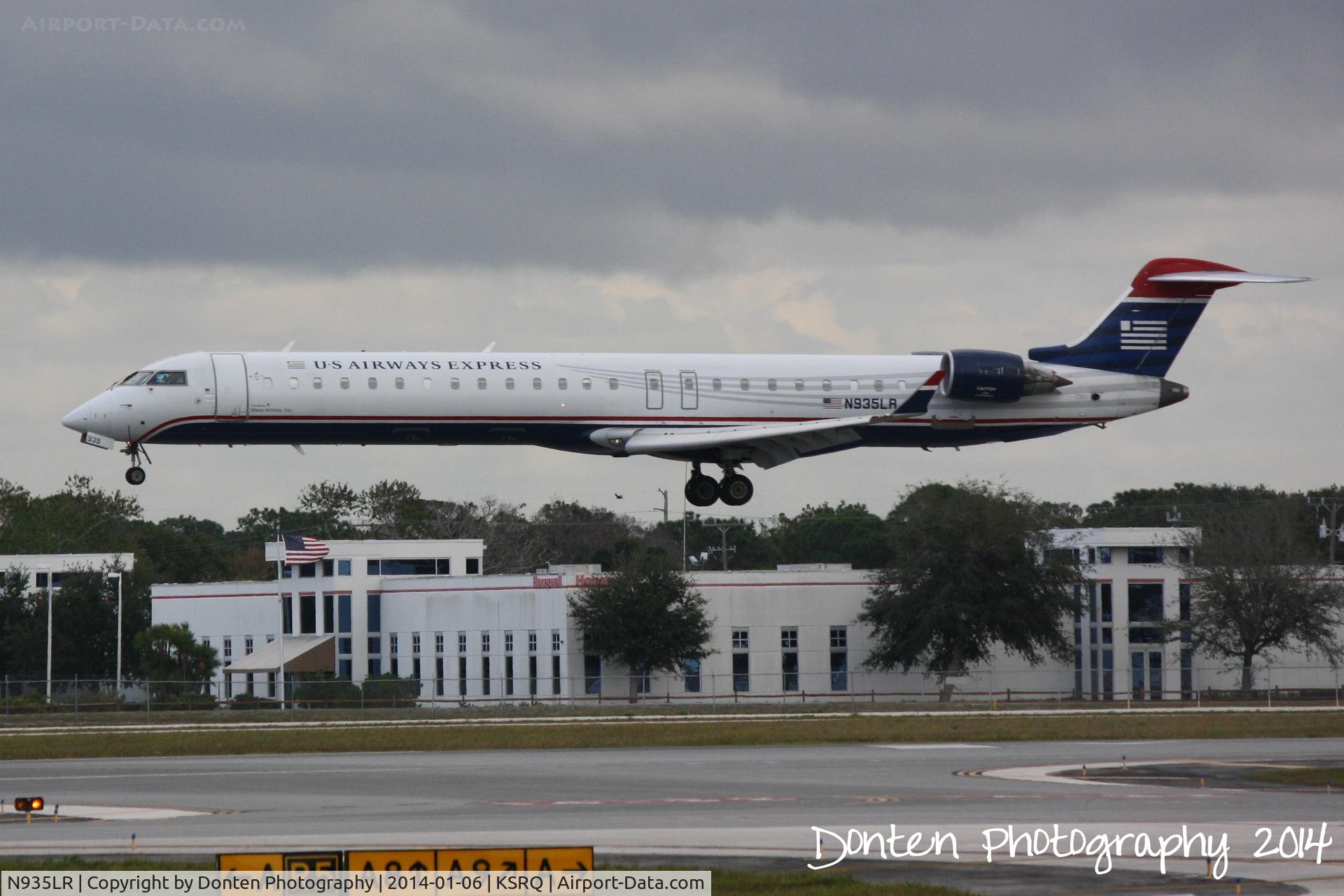 N935LR, 2005 Bombardier CRJ-900ER (CL-600-2D24) C/N 15035, US Air Flight 2675 operated by Mesa (N935LR) arrives at Sarasota-Bradenton International Airport following a flight from Charlotte-Douglas International Airport