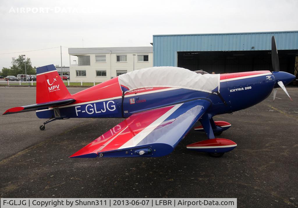 F-GLJG, 1997 Extra EA-300/200 C/N 08, Participant of the Muret Airshow 2013