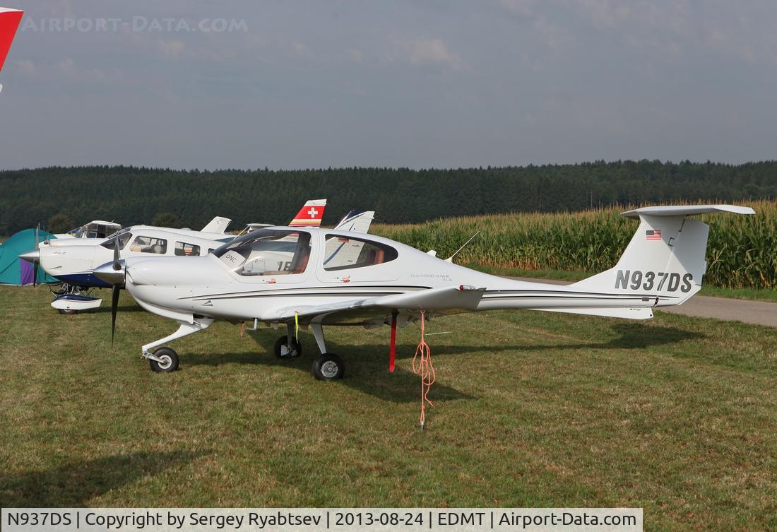 N937DS, Diamond DA-40 Diamond Star C/N 40.992, Tannkosh 2013