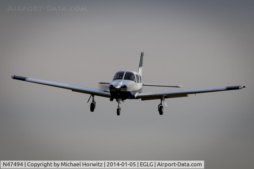 N47494, Piper PA-28R-201 Cherokee Arrow III C/N 28R-7737166, Finals - 3 Greens