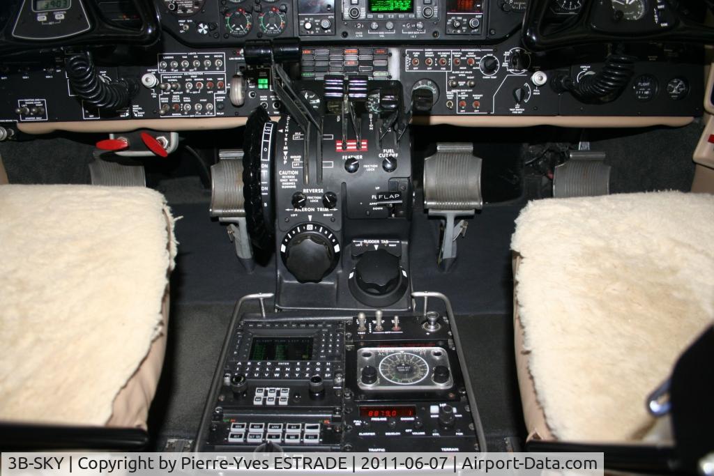 3B-SKY, 1990 Beech B200 King Air C/N BB-1363, Beechcraft B.200 GTO Super King-Air with full Raisbeck EPIC Platinum & BLR Winglets @ FIMP (Mauritius)