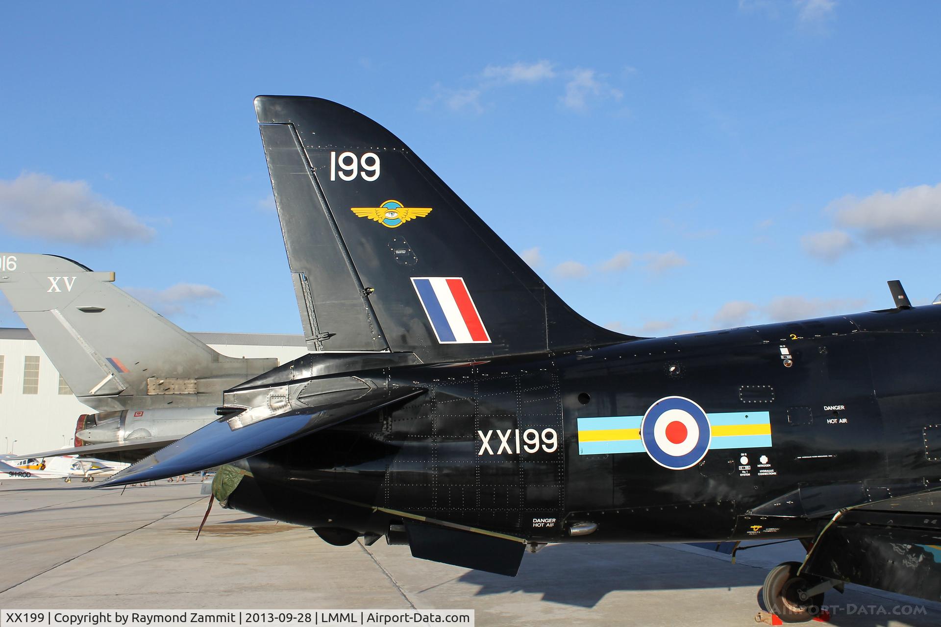 XX199, 1978 Hawker Siddeley Hawk T.1A C/N 046/312046, Hawk XX199 Royal Air Force
