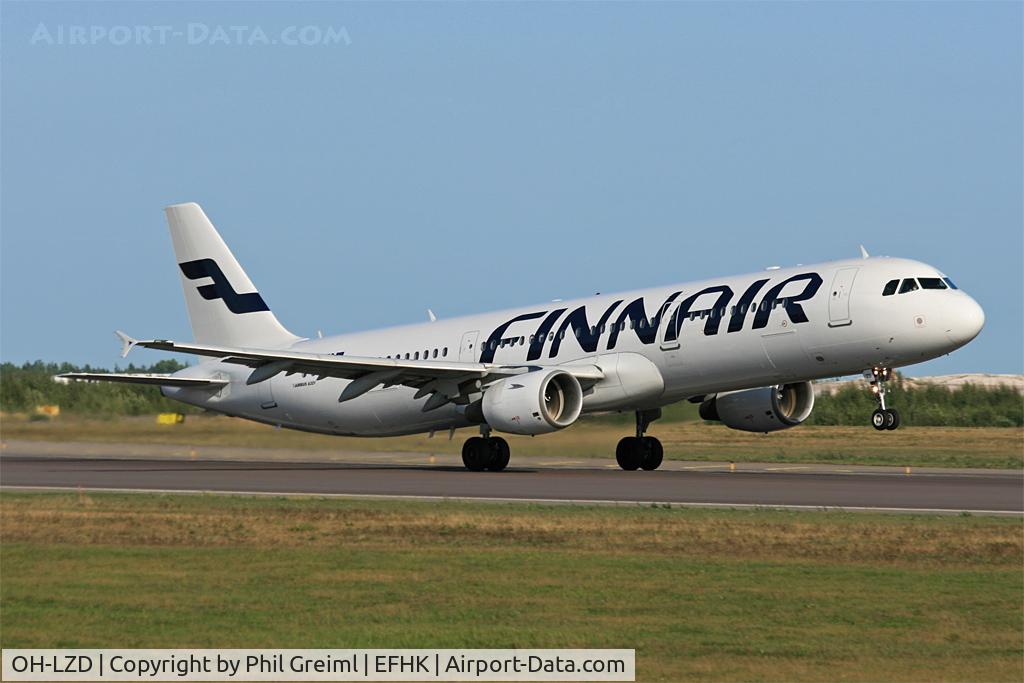 OH-LZD, 2000 Airbus A321-211 C/N 1241, Taken at EFHK.