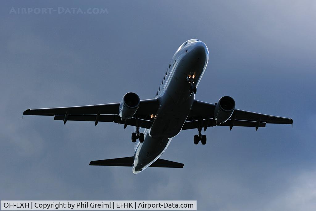 OH-LXH, 2002 Airbus A320-214 C/N 1913, Taken at EFHK.