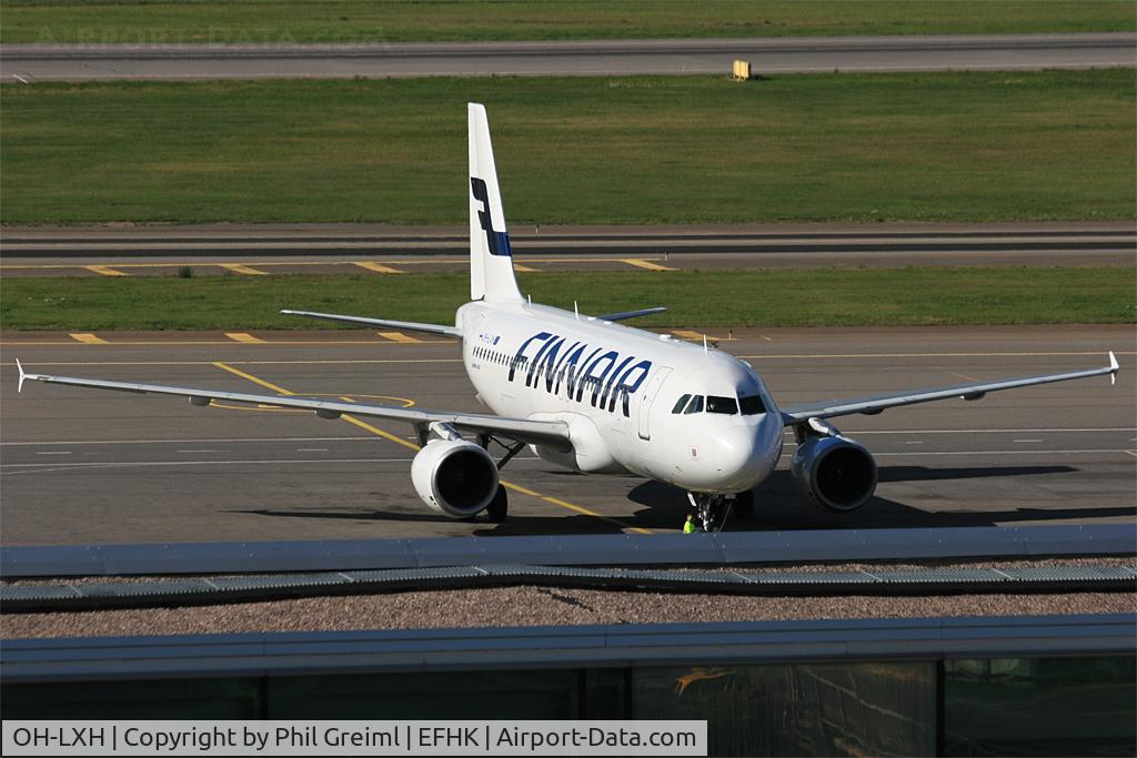 OH-LXH, 2002 Airbus A320-214 C/N 1913, Taken at EFHK.