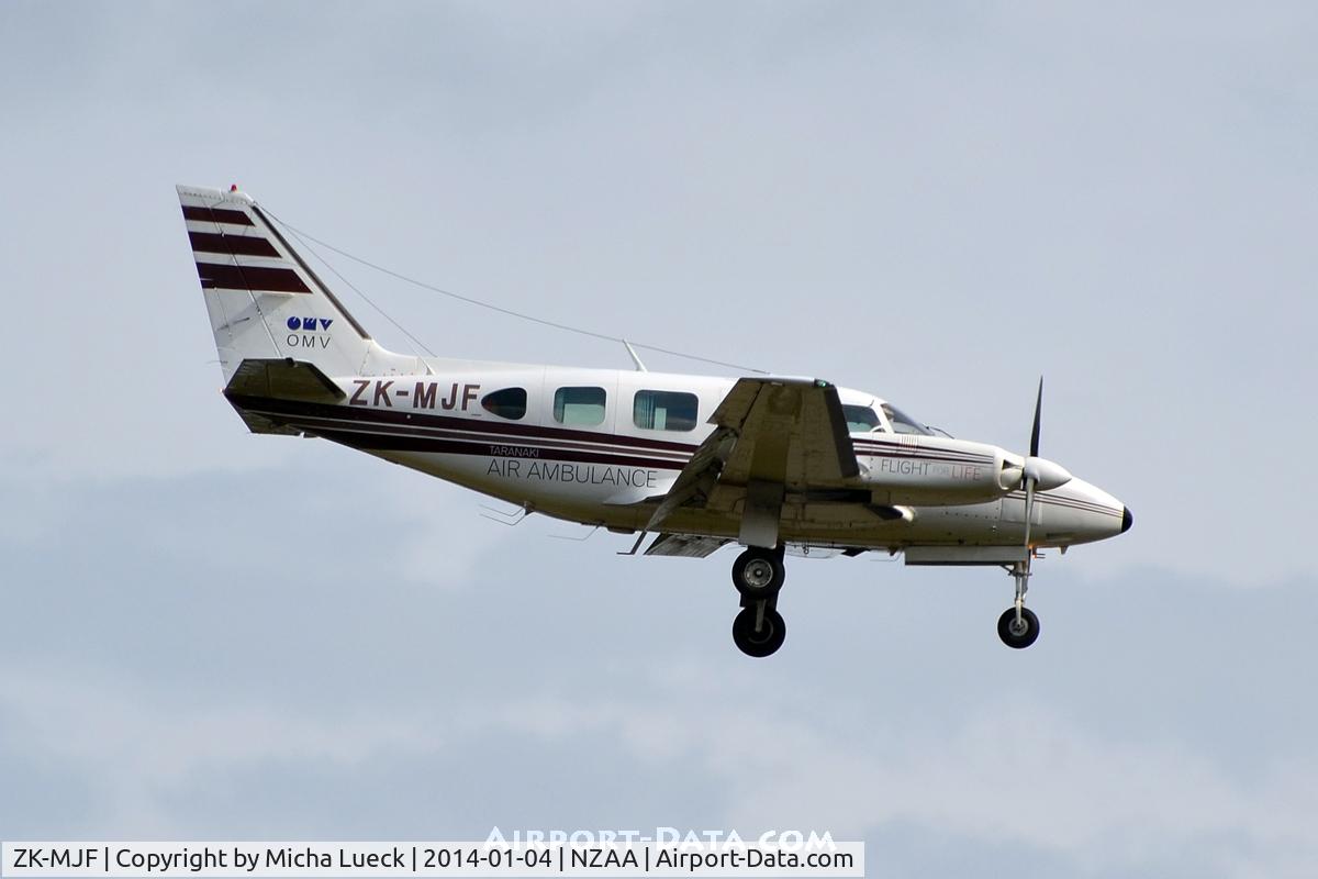 ZK-MJF, Piper PA-31T Cheyenne C/N 31T-7912089, At Auckland