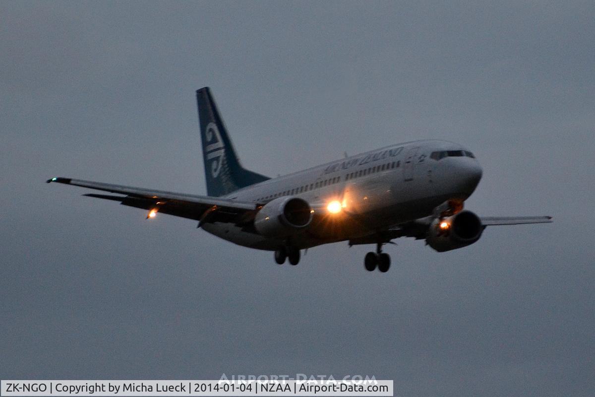 ZK-NGO, 1997 Boeing 737-37Q C/N 28548, At Auckland