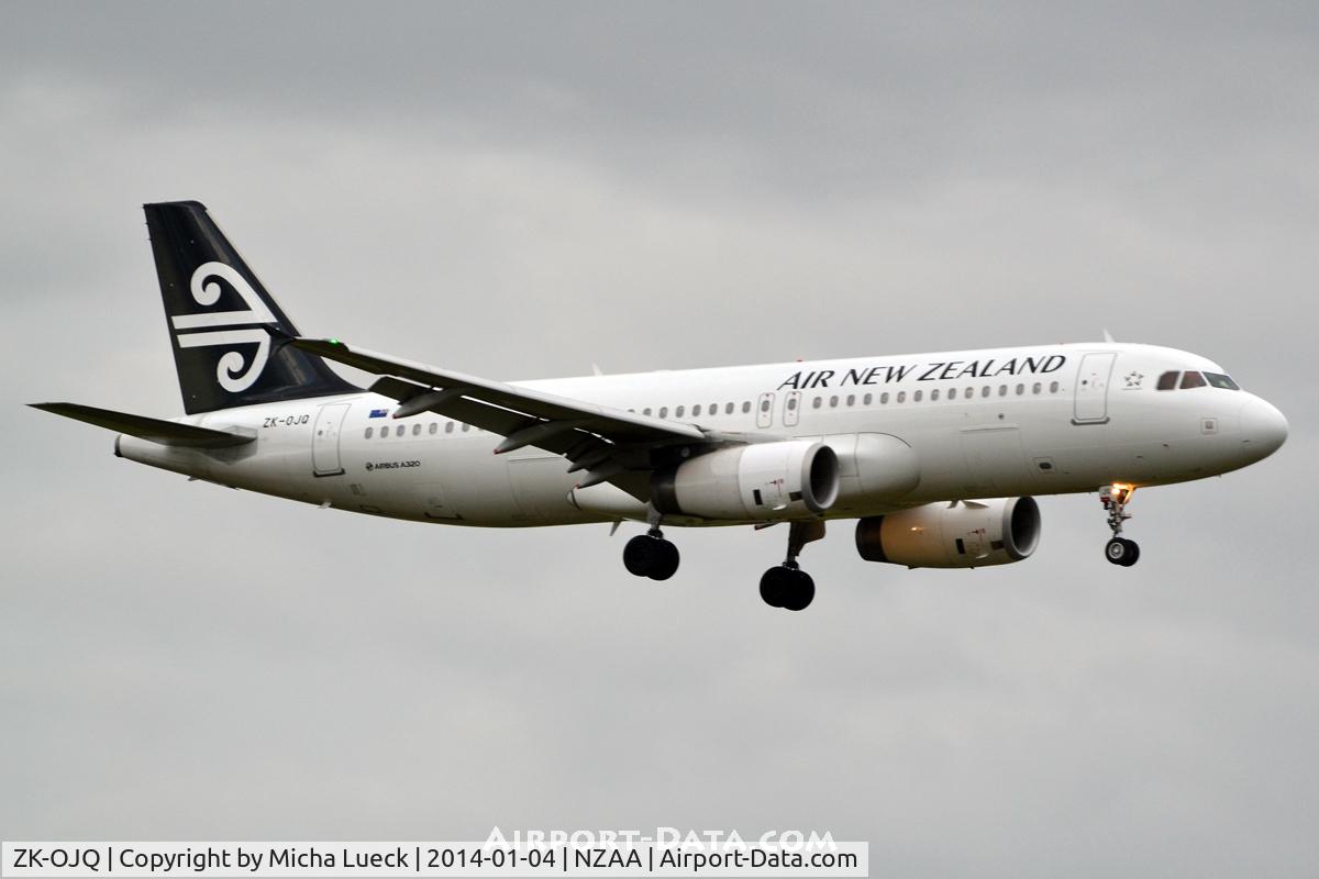 ZK-OJQ, 2011 Airbus A320-232 C/N 4584, At Auckland