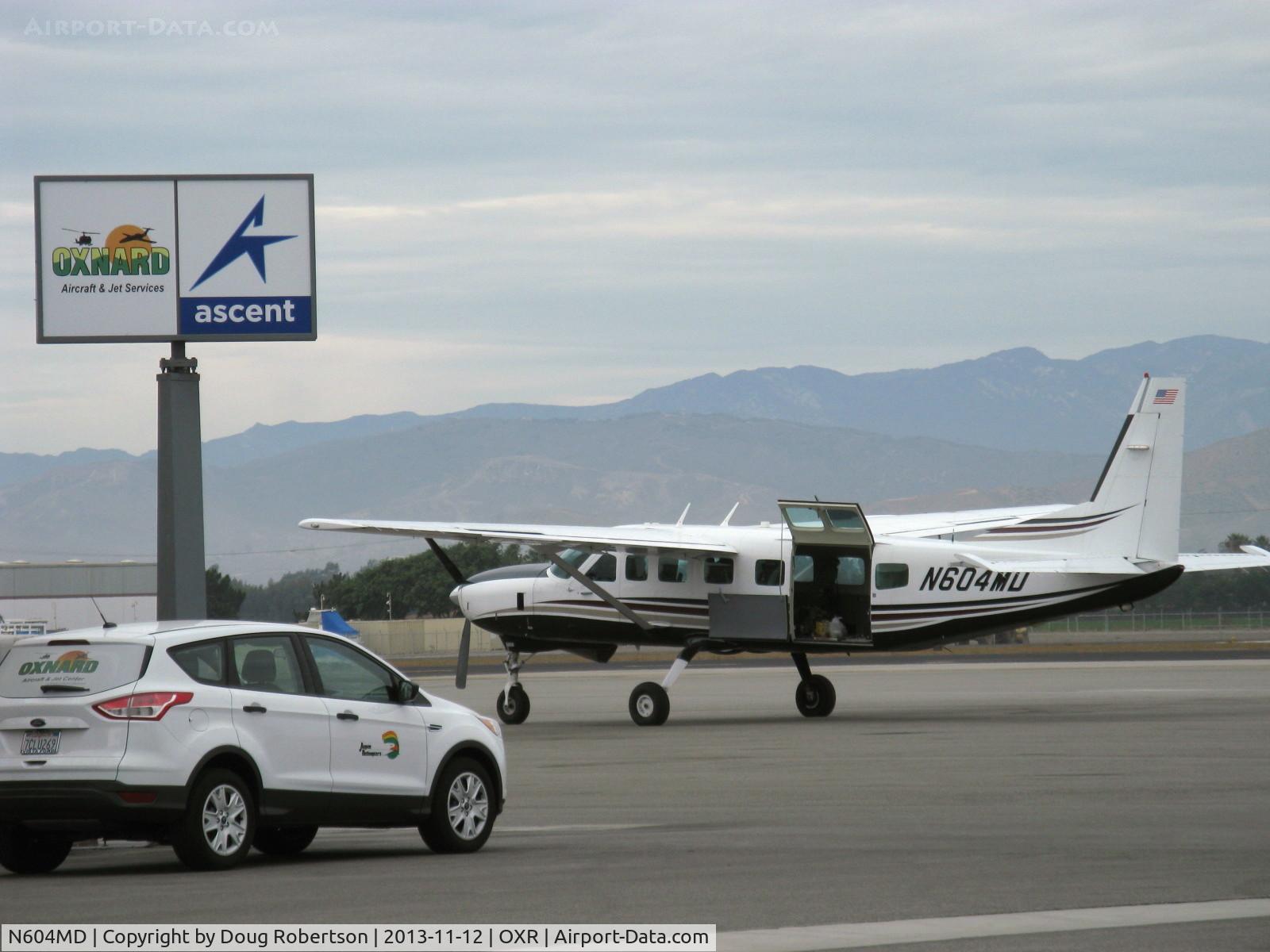 N604MD, 2004 Cessna 208B C/N 208B1075, 2004 Cessna 208B CARAVAN, one P&W(C)PT6A-114A Turboprop of 675 shp, stretched version