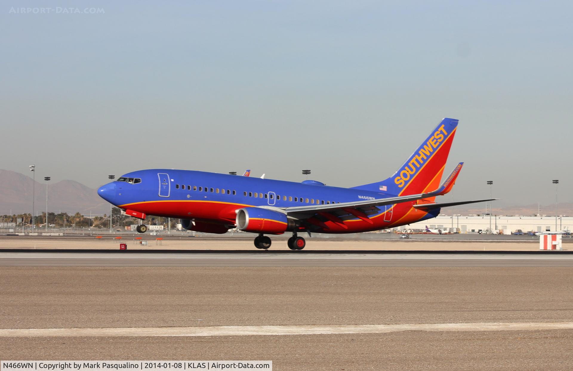 N466WN, 2004 Boeing 737-7H4 C/N 30677, Boeing 737-700
