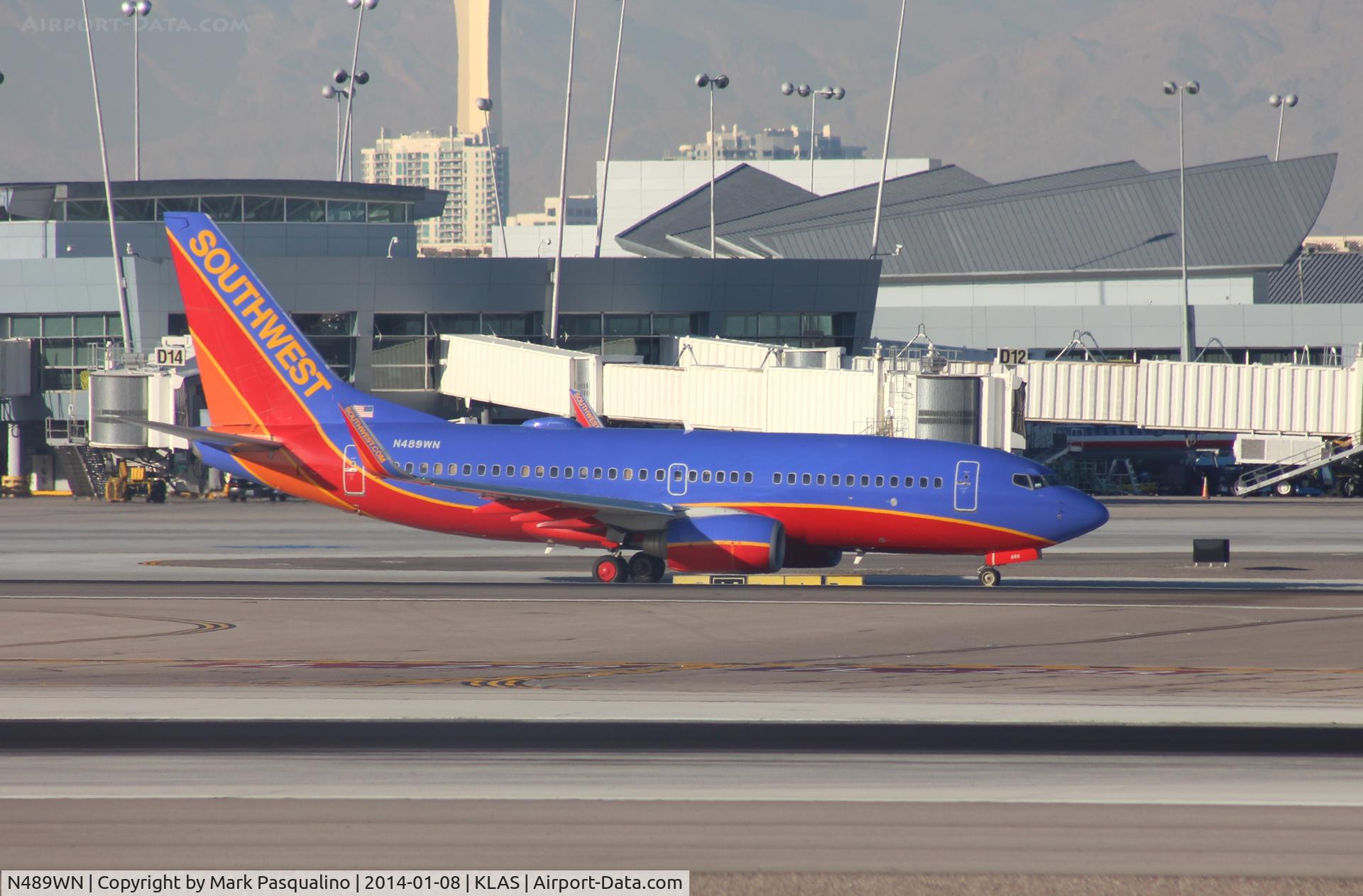 N489WN, 2004 Boeing 737-7H4 C/N 33855, Boeing 737-700