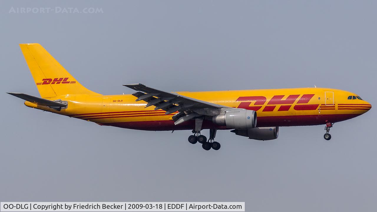 OO-DLG, 1982 Airbus A300B4-203(F) C/N 208, on final RW07R