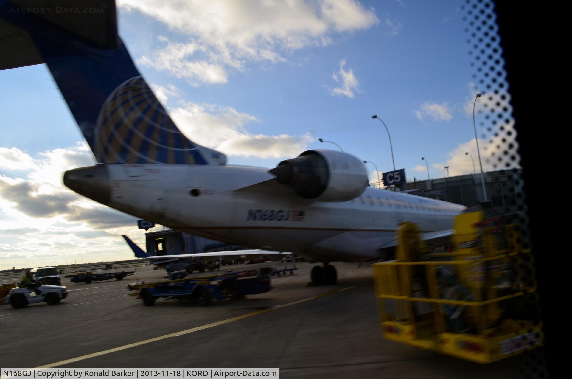 N168GJ, Bombardier CRJ-702 (CL-600-2C10) Regional Jet C/N 10272, Gate C5 ORD