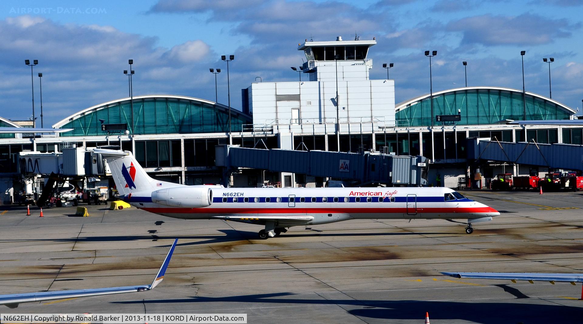N662EH, 2004 Embraer ERJ-145LR (EMB-145LR) C/N 145777, Taxi ORD