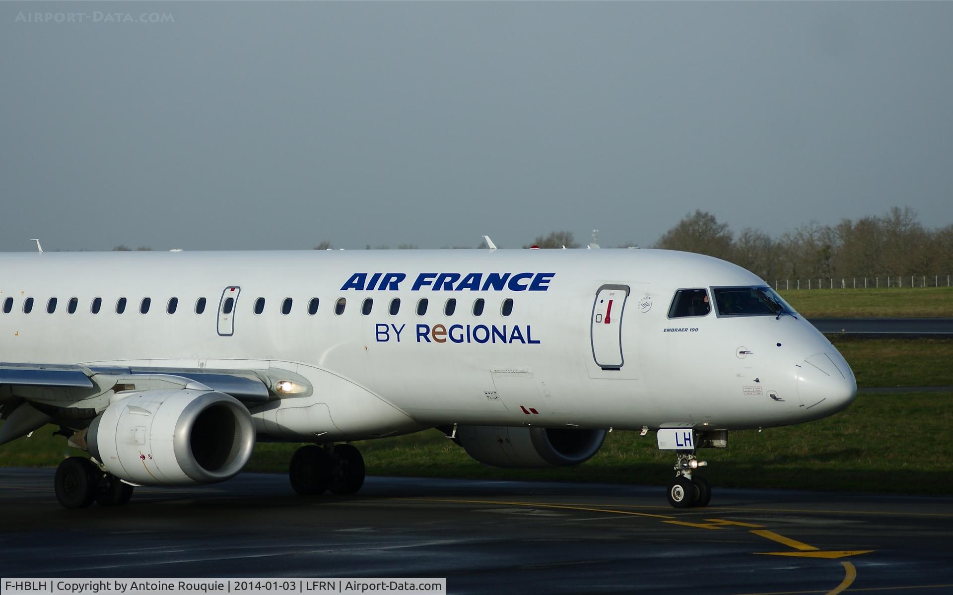 F-HBLH, 2009 Embraer 190LR (ERJ-190-100LR) C/N 19000266, F-HBLH