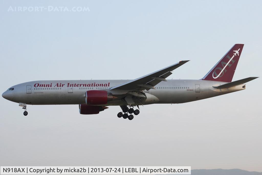 N918AX, 1997 Boeing 777-222 C/N 26935, Landing