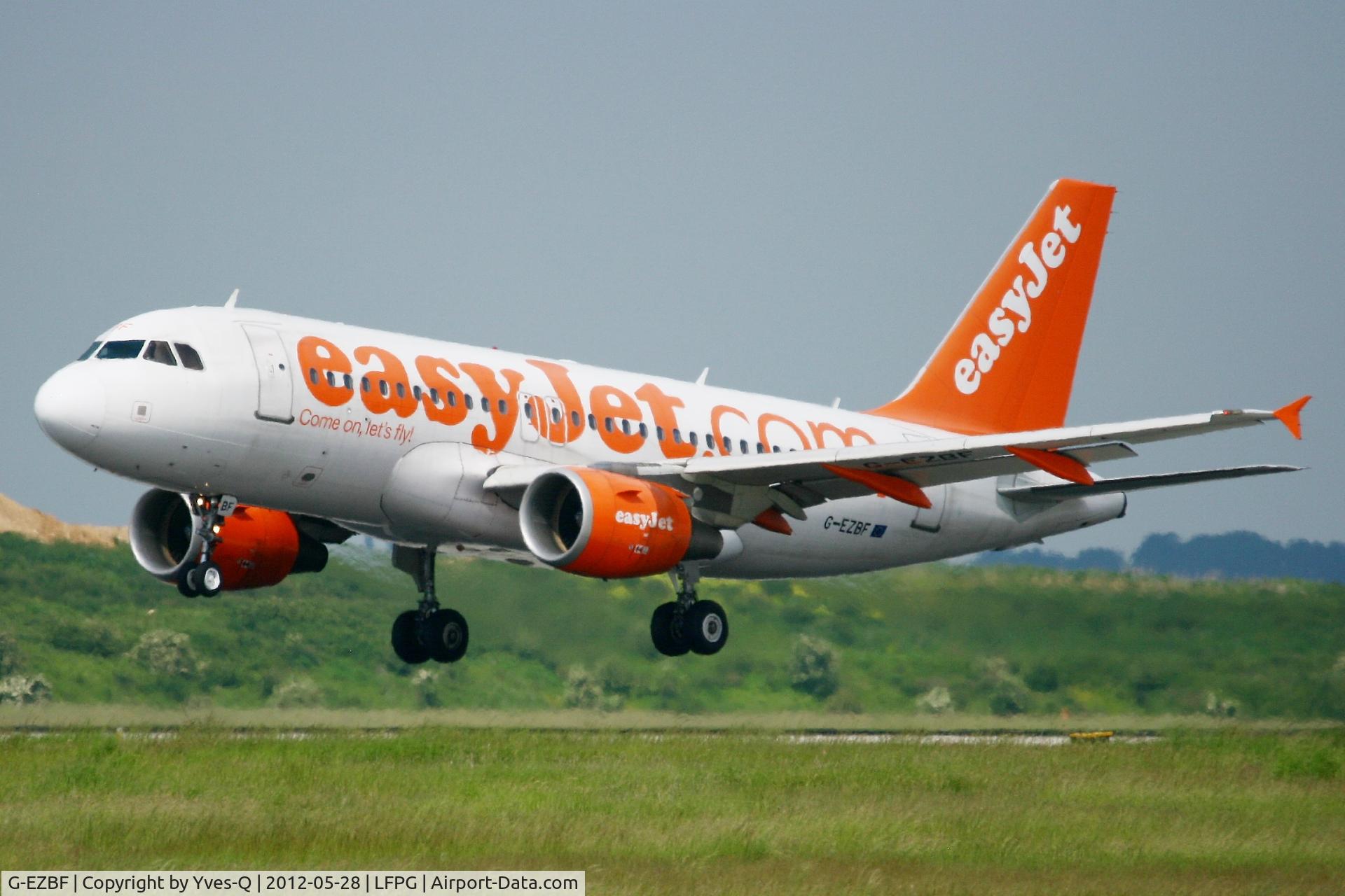 G-EZBF, 2006 Airbus A319-111 C/N 2923, Airbus A319-111, Landing Rwy 26L, Roissy Charles De Gaulle Airport (LFPG-CDG)