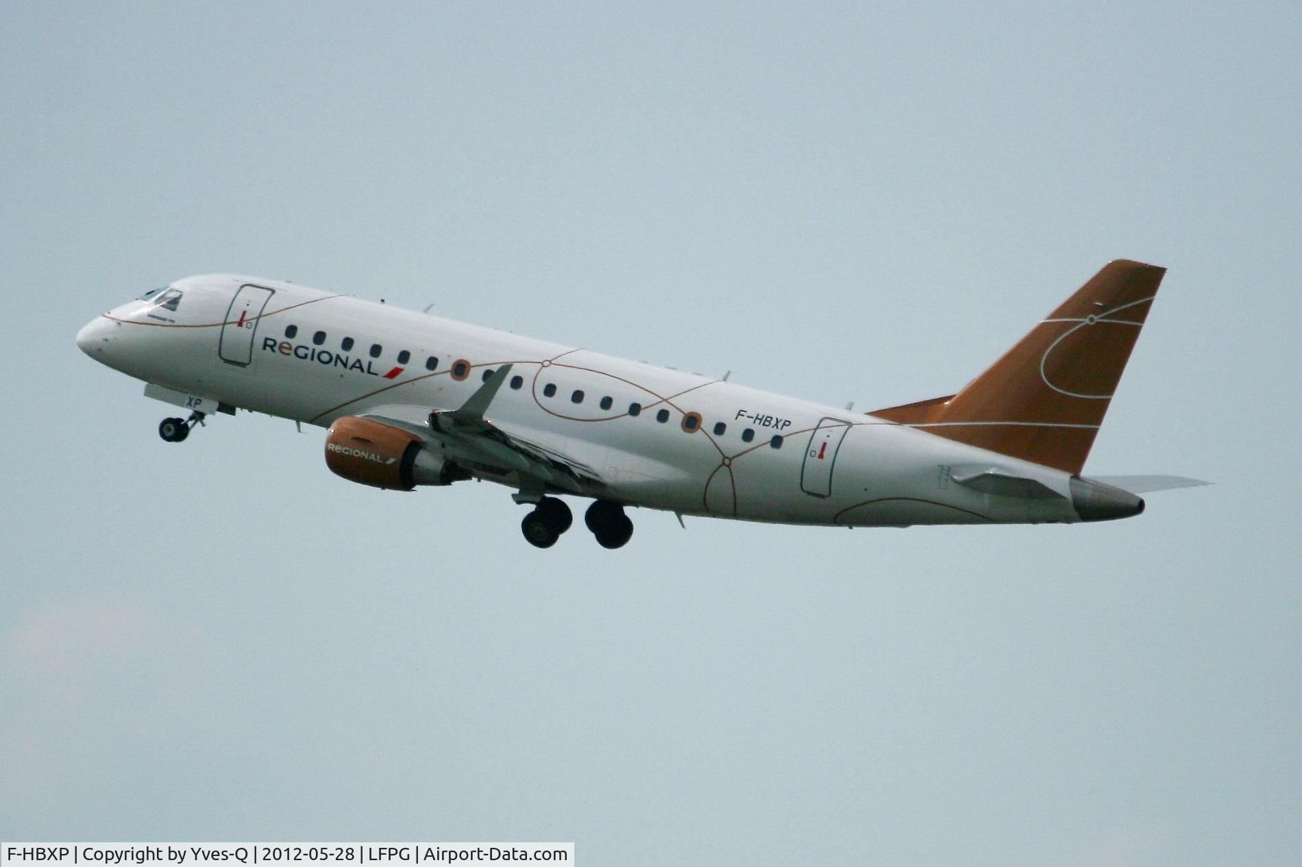 F-HBXP, 2004 Embraer 170LR (ERJ-170-100LR) C/N 17000036, Embraer ERJ-170ST, Take-off Rwy 26R, Roissy Charles De Gaulle Airport (LFPG-CDG)
