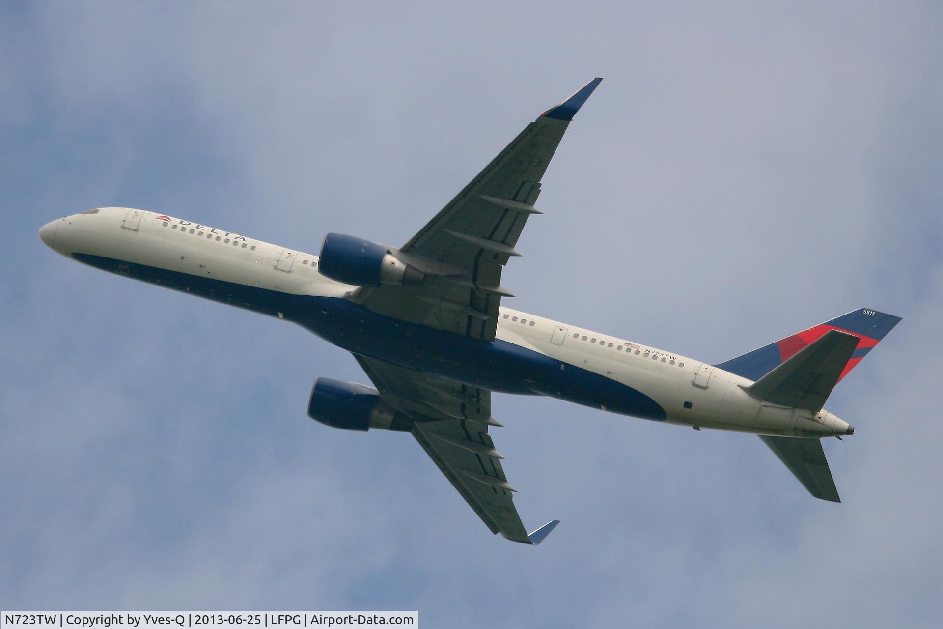 N723TW, 2000 Boeing 757-231 C/N 29378, Boeing 757-231, Take off Rwy 27L, Roissy Charles De Gaulle Airport (LFPG-CDG)