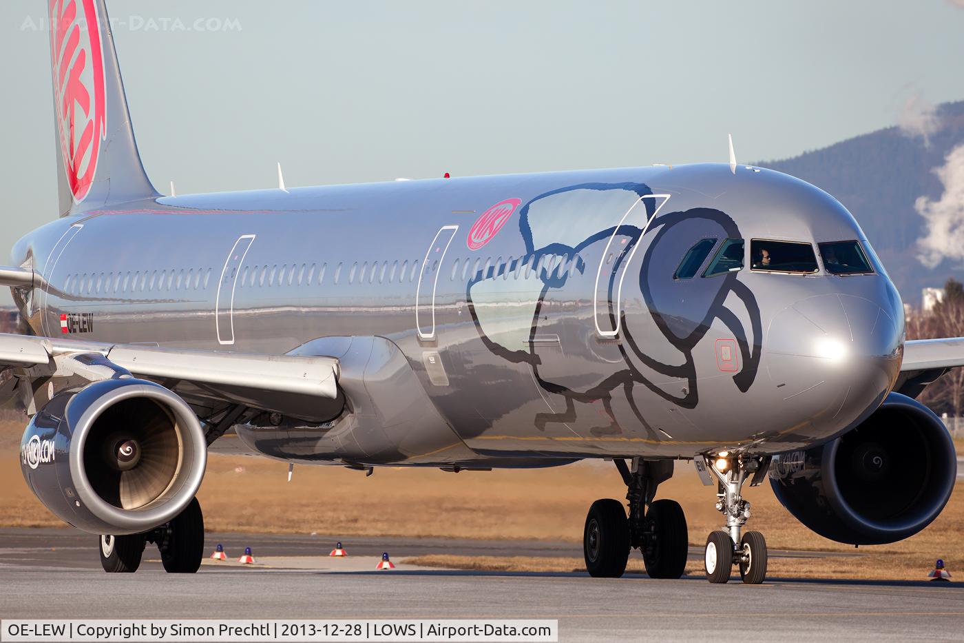 OE-LEW, 2011 Airbus A321-211 C/N 4611, OE-LEW @ Salzburg Airport