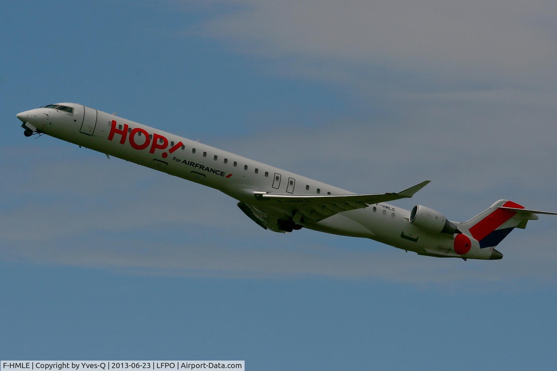 F-HMLE, 2010 Bombardier CRJ-1000EL NG (CL-600-2E25) C/N 19009, Canadair Regional Jet  CRJ-1000, Take off Rwy 24, Paris-Orly Airport (LFPO-ORY)