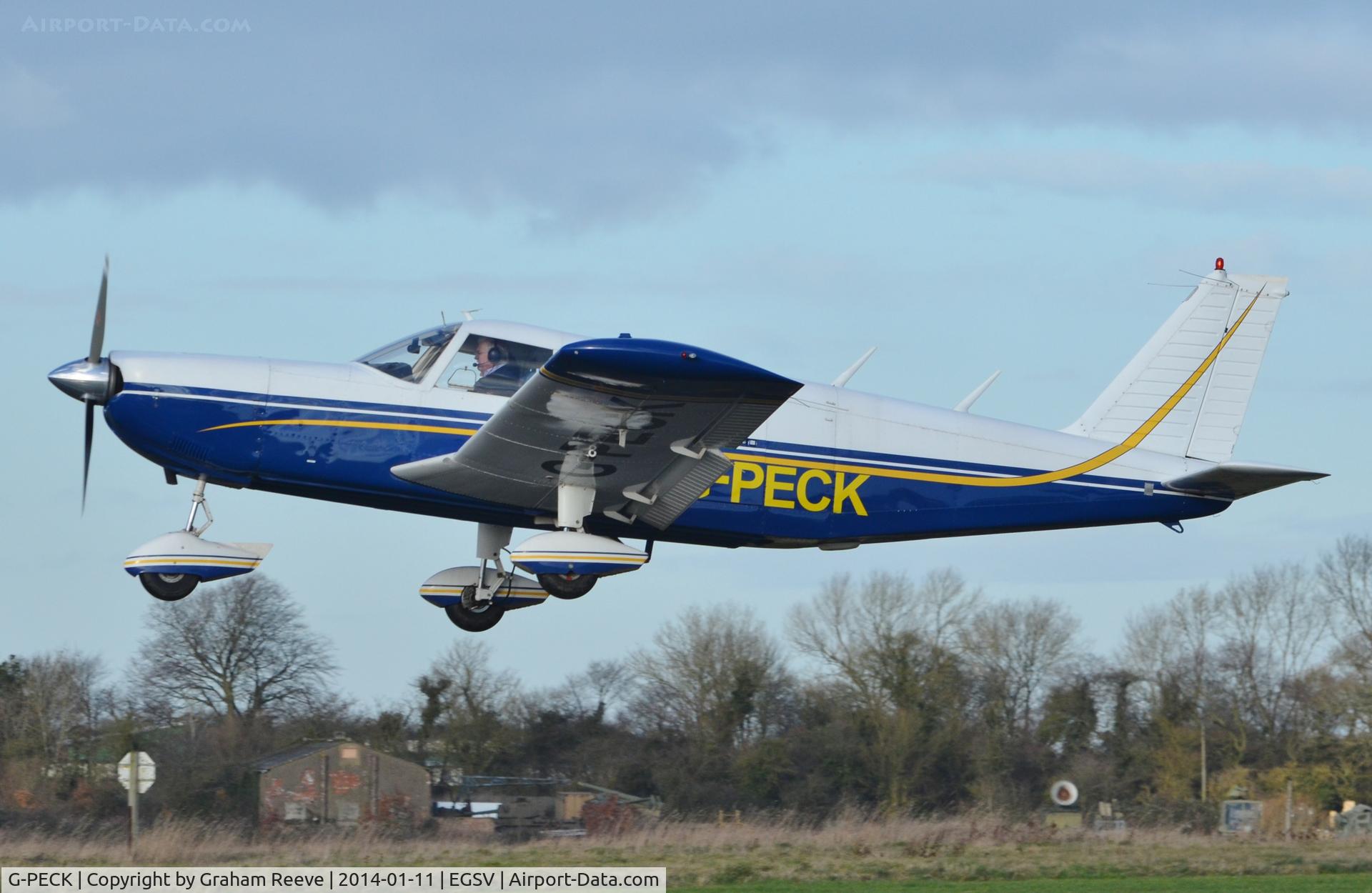 G-PECK, 1970 Piper PA-32-300 Cherokee Six C/N 32-7140008, Departing from Old Buckenham.