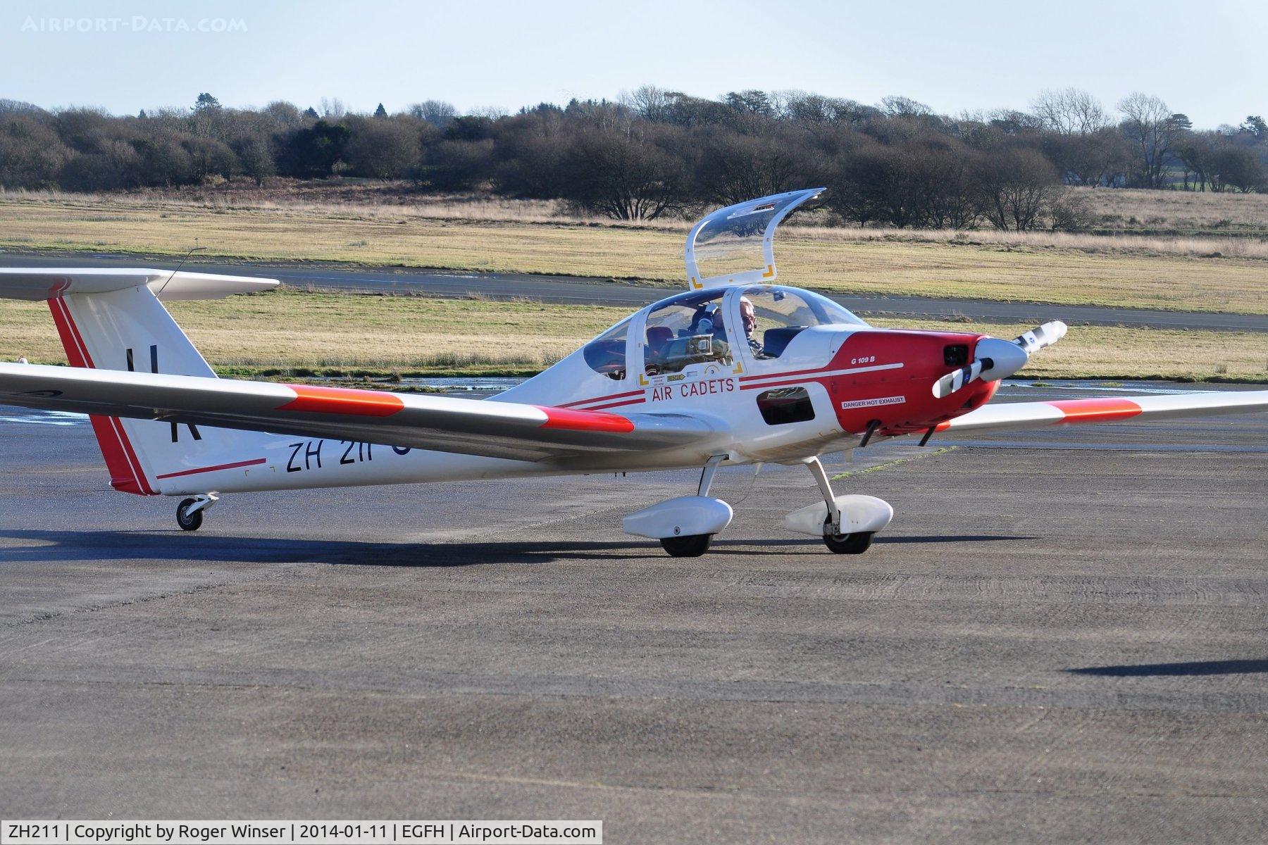 ZH211, Grob G-109B Vigilant T1 C/N 6557, Motorised glider coded UR operated by 636 VGS at Swansea Airport.