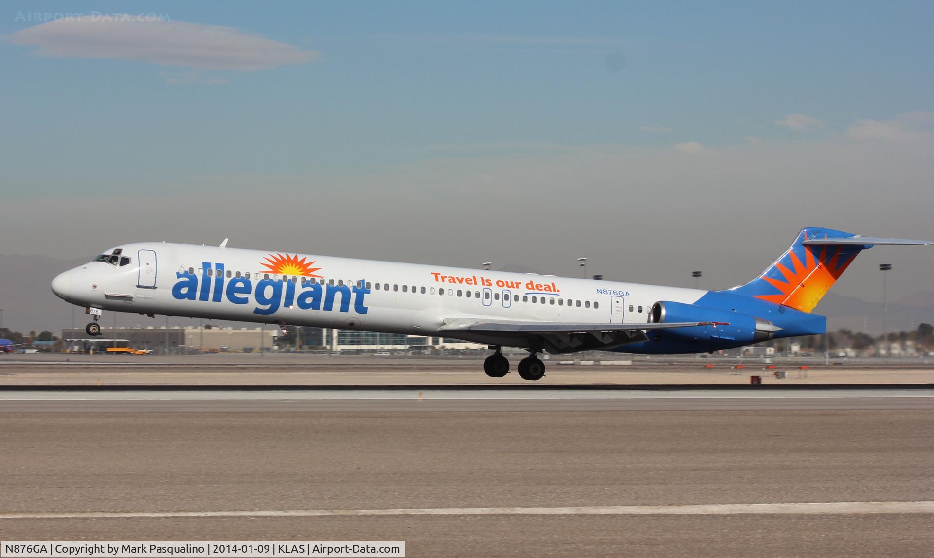N876GA, 1995 McDonnell Douglas MD-83 (DC-9-83) C/N 53469, MD-83
